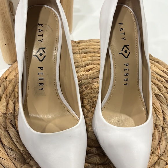 Normal were - Picture 2 of 4